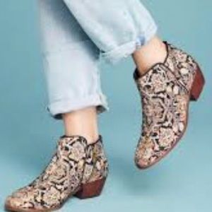 Sam Edelman Petty Tapestry Block Heel Ankle Boots